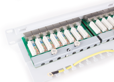 PATCH PANEL FTP CAT.5E 24 PORTY SZARY PGF-5EFTP24-B6-G GETFORT